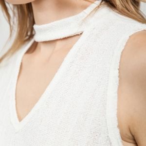 Sleeveless Choker Top